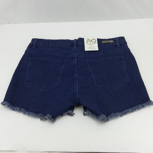 American Quality Women's Blue Frayed Hem Denim Shape Up Shorts Size 20 - Picture 2 of 4